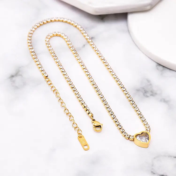 Collar de corazón de Ilumina