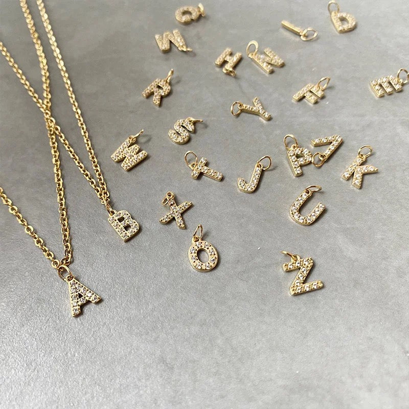 Charms de letras