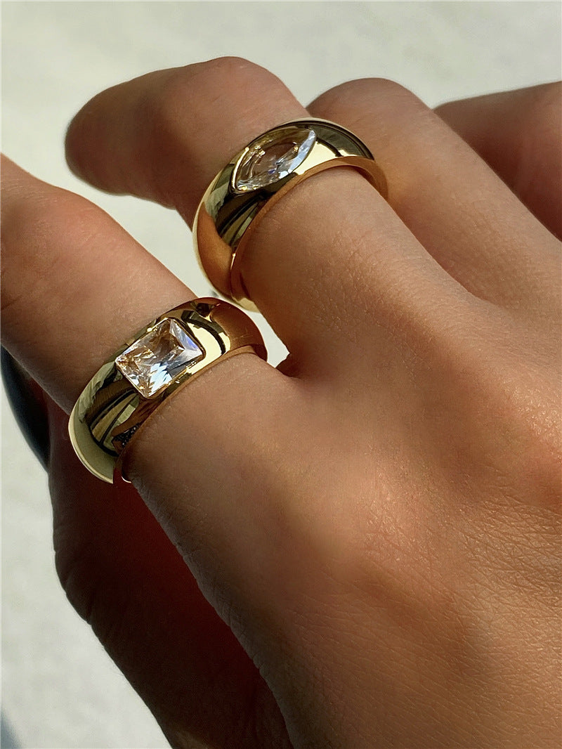 Anillo de cristal