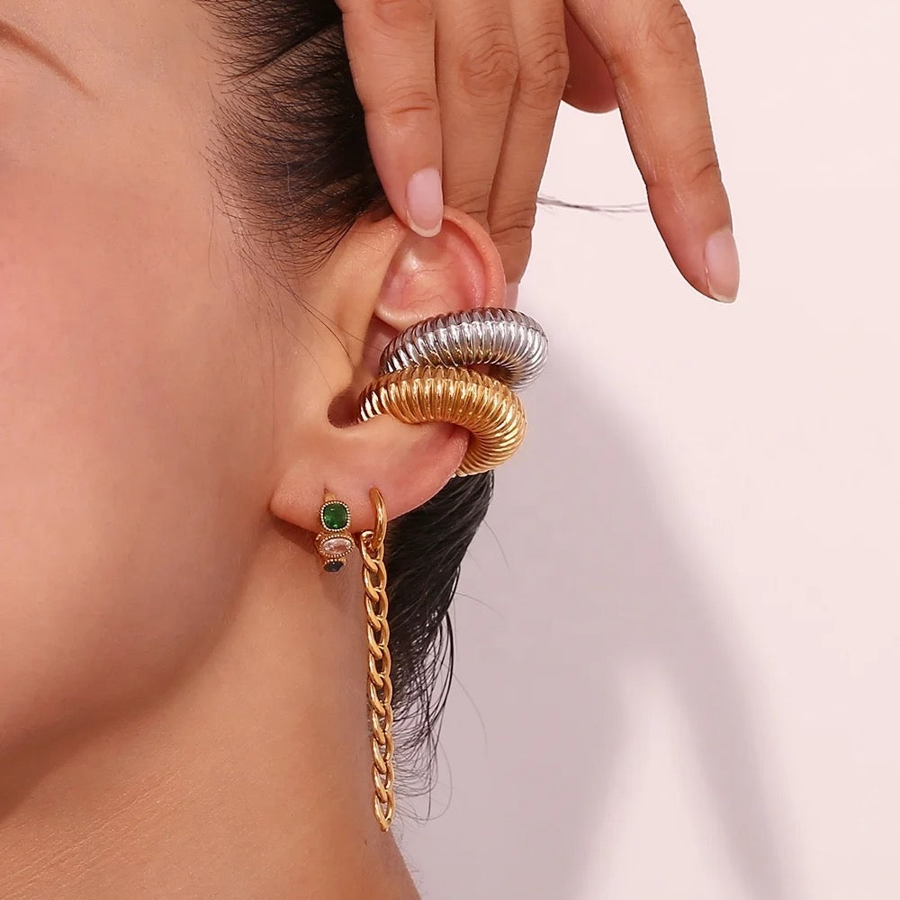Puño de oreja Coni
