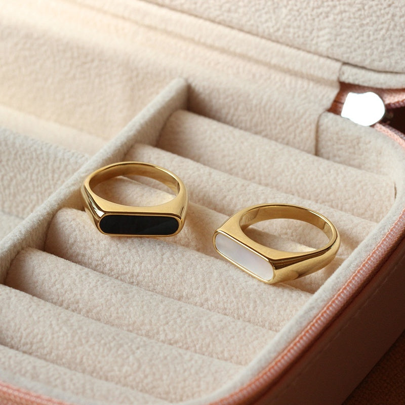 Anillo clásico