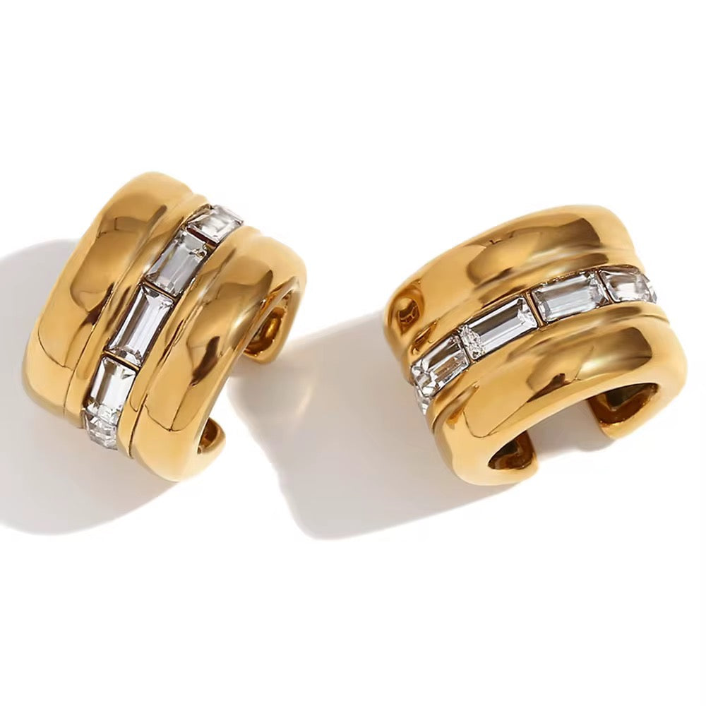 Isa Earcuff