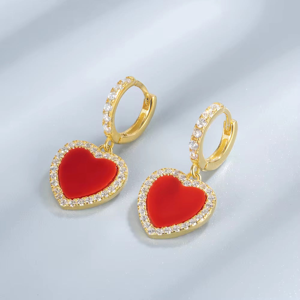 Pendientes de corazón brillante