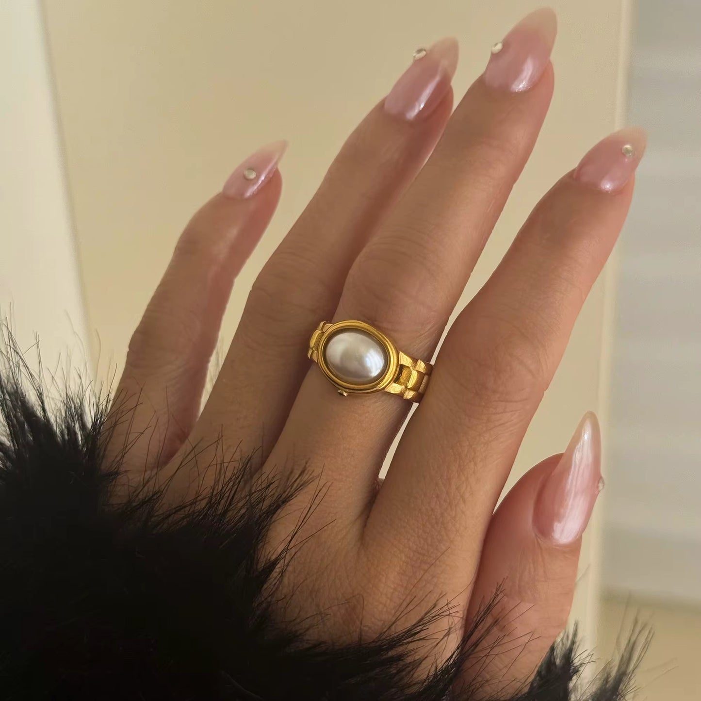 Perlita Ring