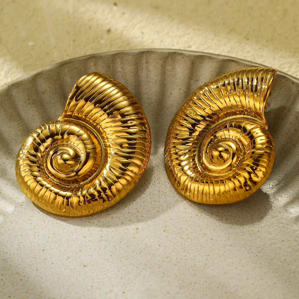 Caracol Earring