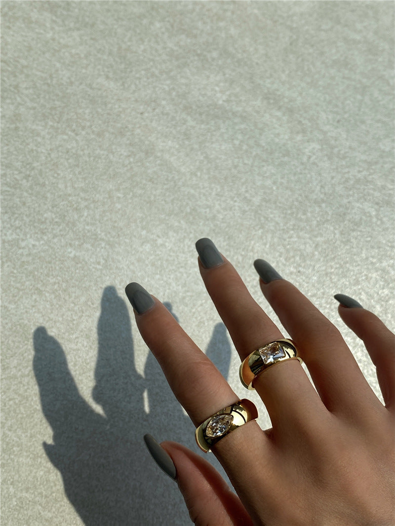 Anillo de cristal