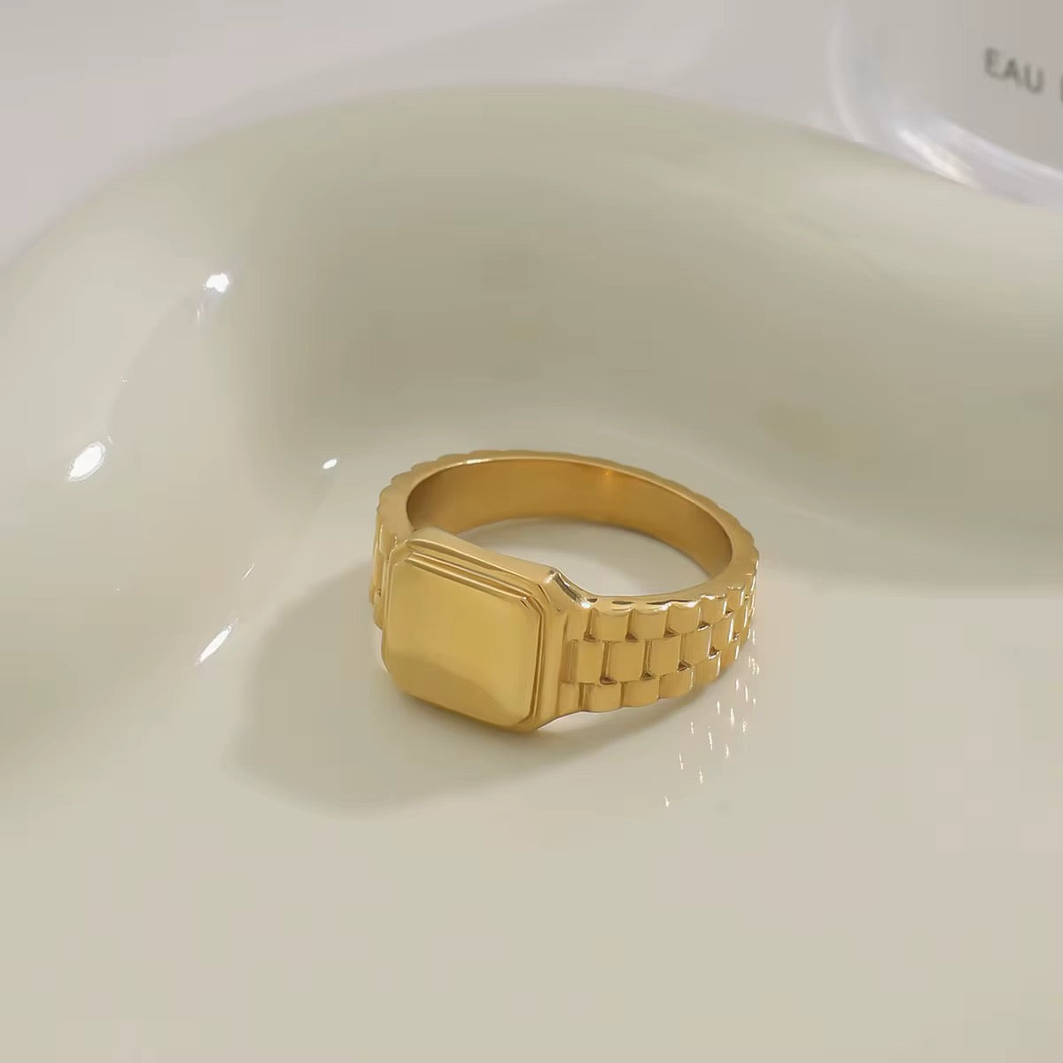 Square Ring