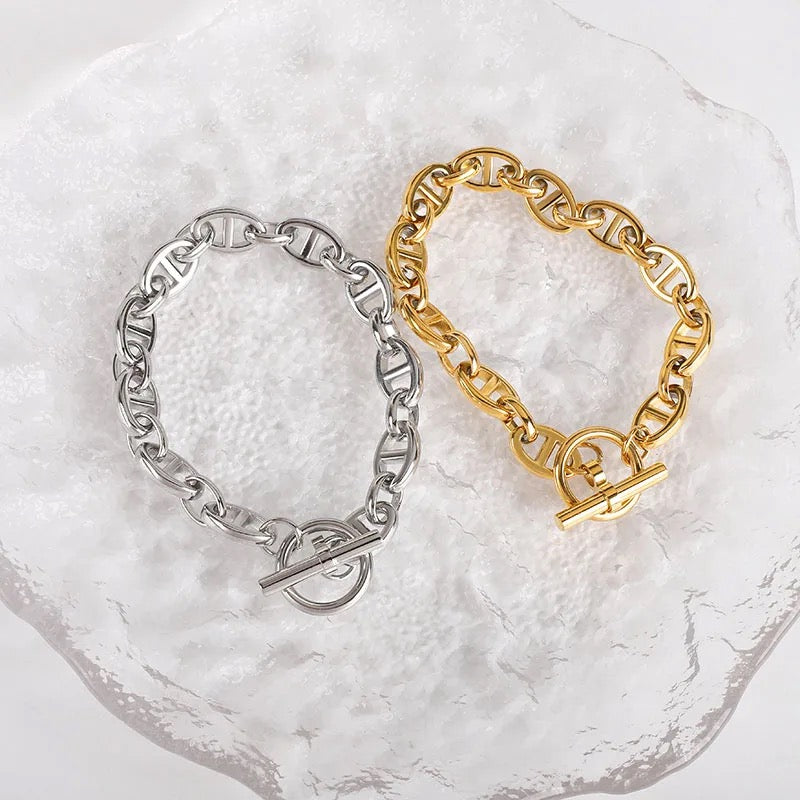 Pulsera T
