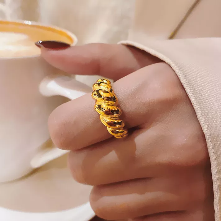 Anillo de croissant