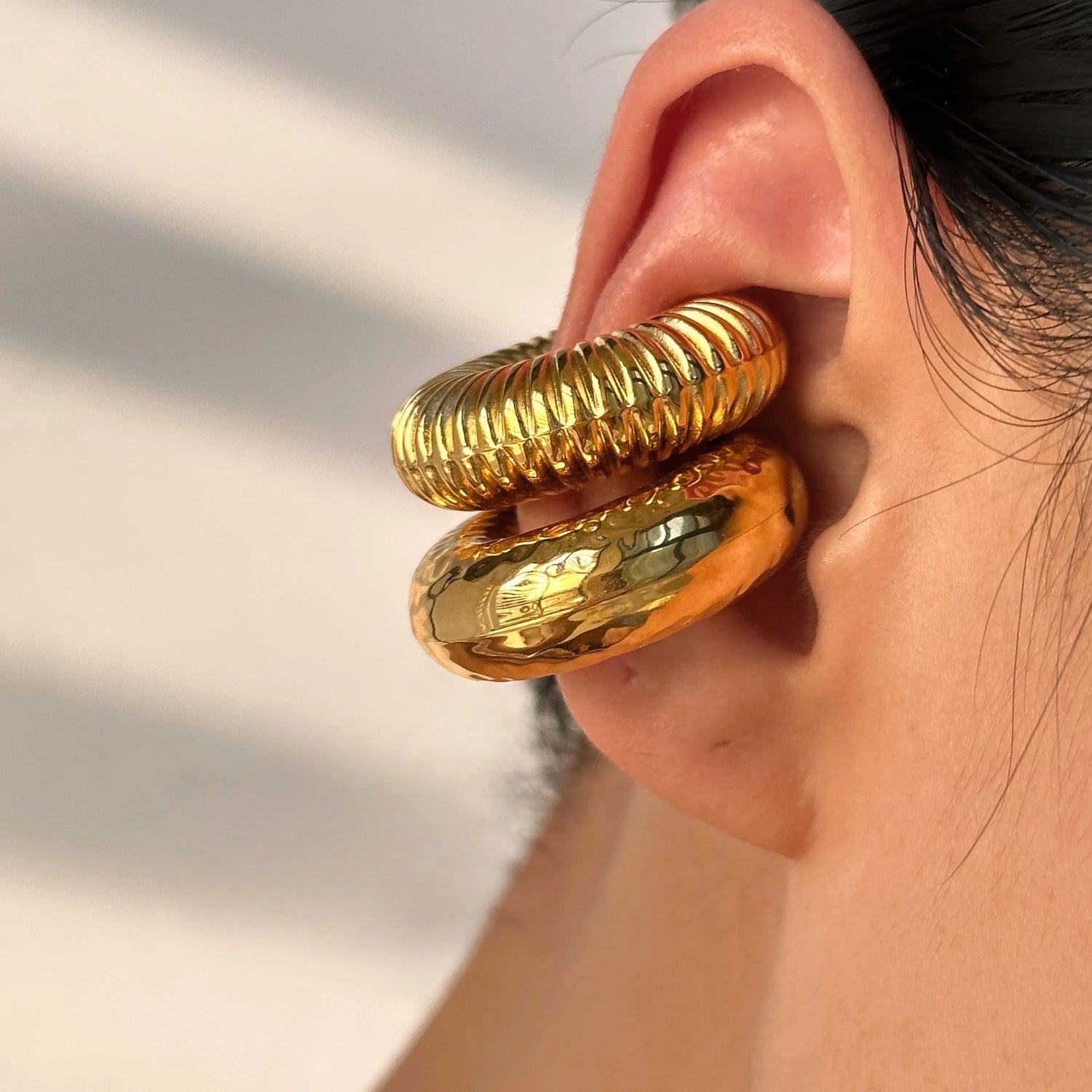 Ear cuff