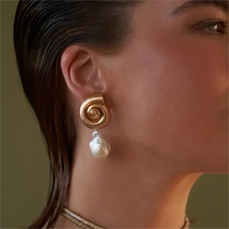 Concha Earring