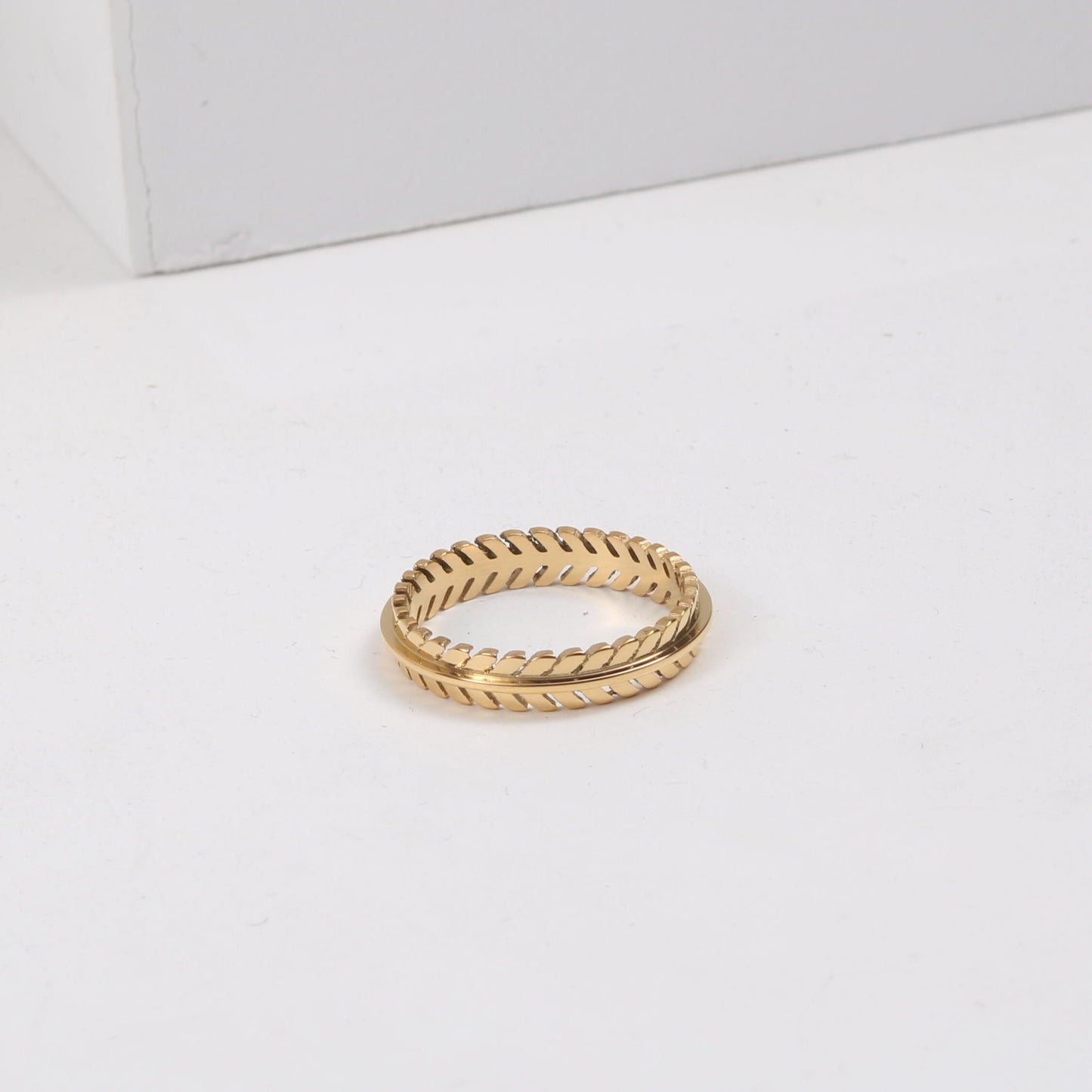 Olivo Ring