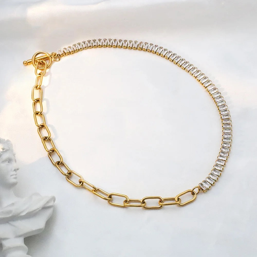 Greta Choker