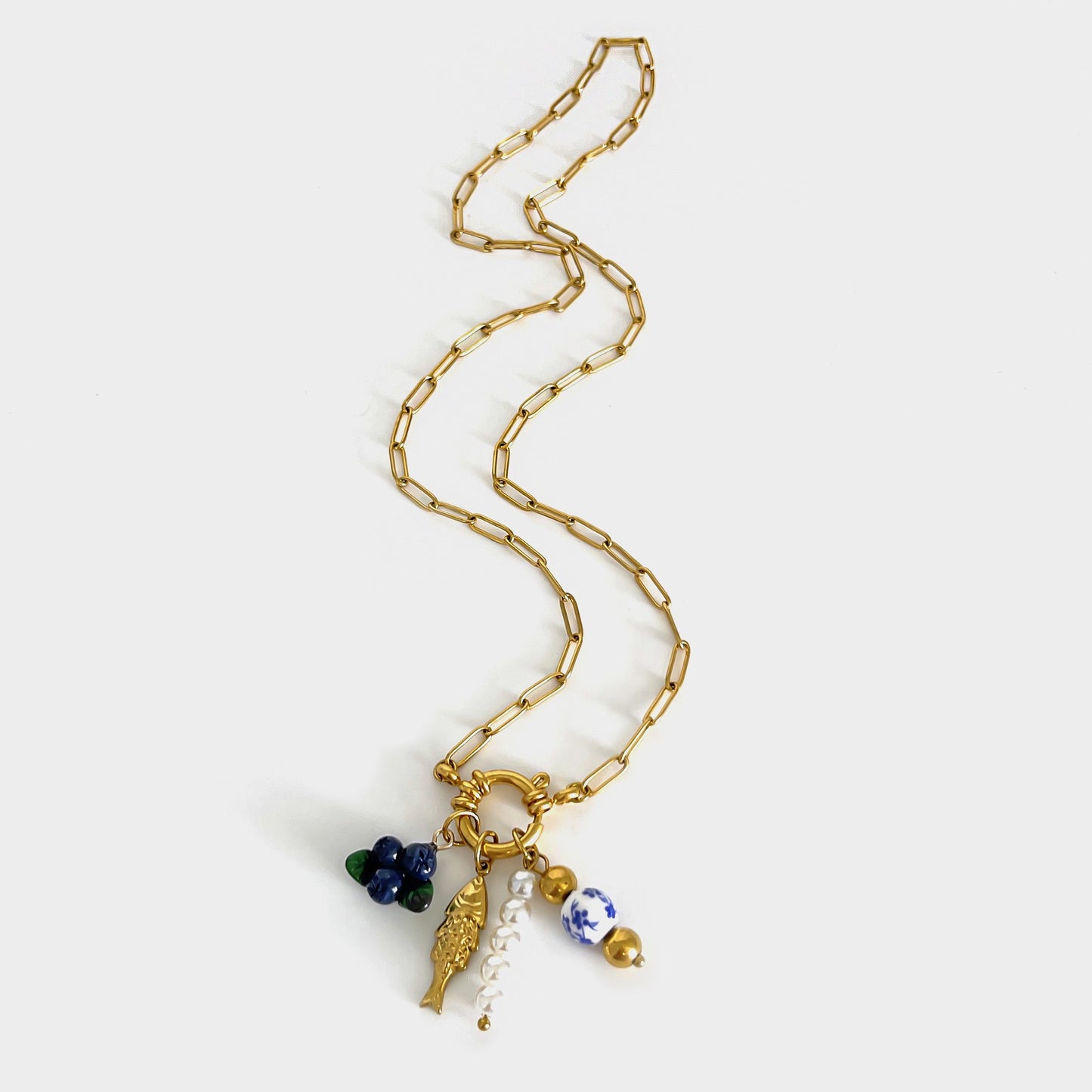 Collares con dijes
