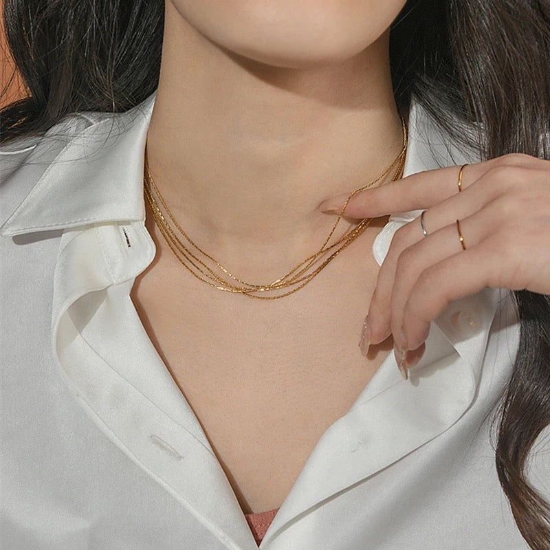 Thin Necklace