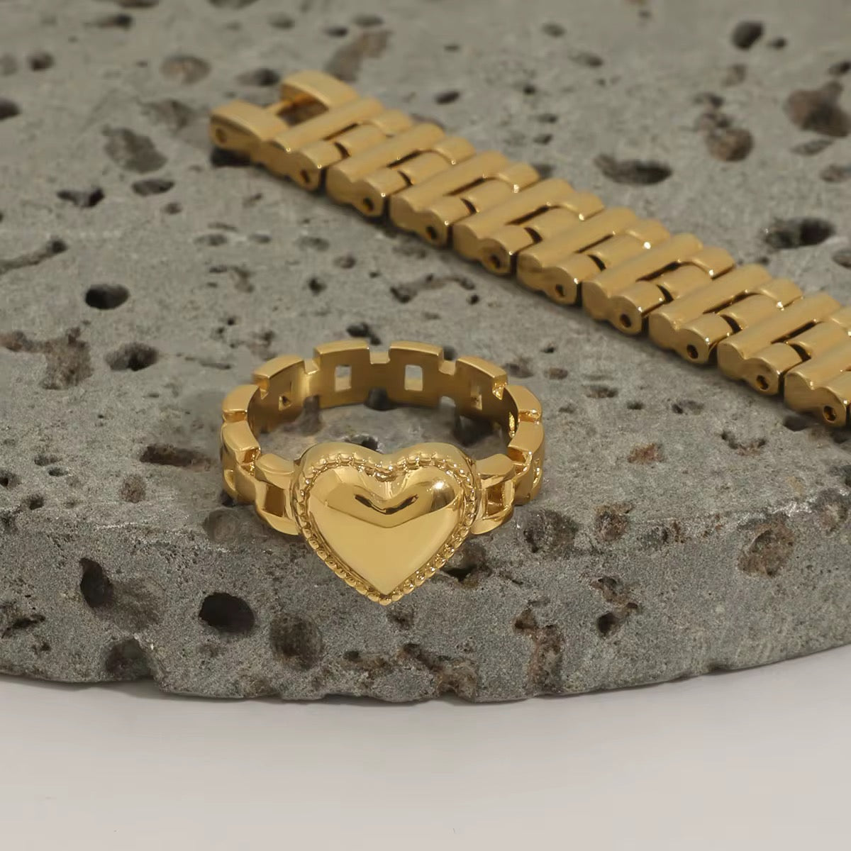 Chain Heart Ring