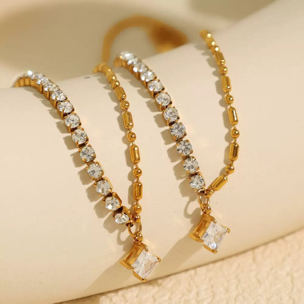 Estella Necklace