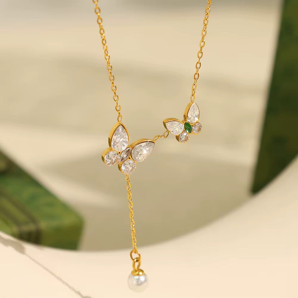 Mariposa Necklace