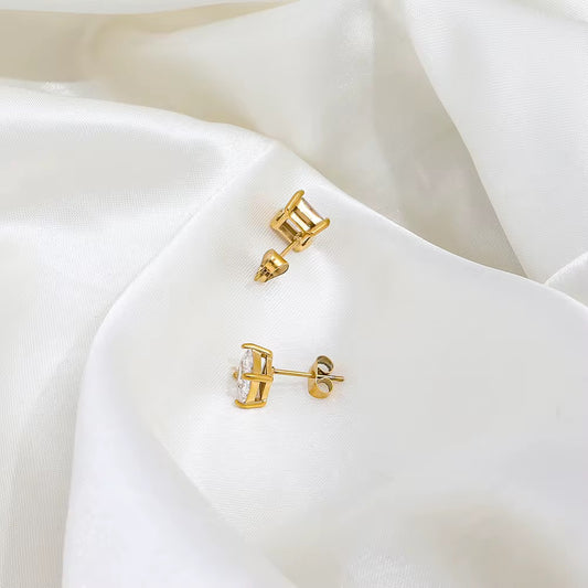 Clear Stud