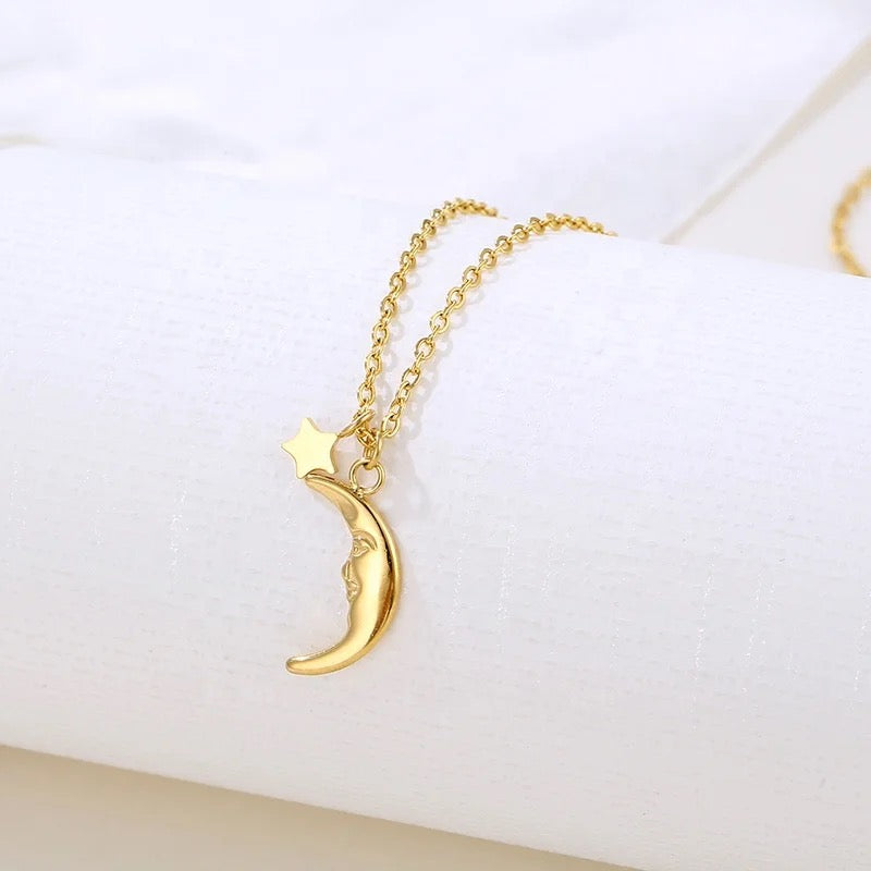 Luna Necklace