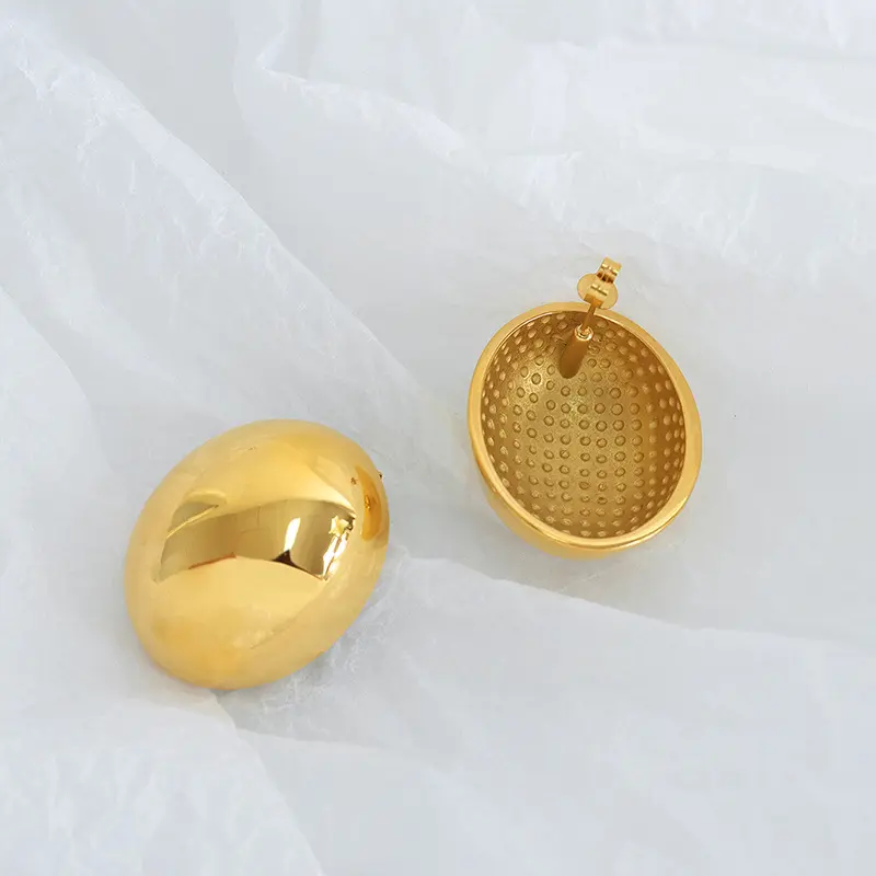 Round Earring