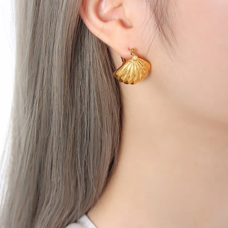 Shell Earrings