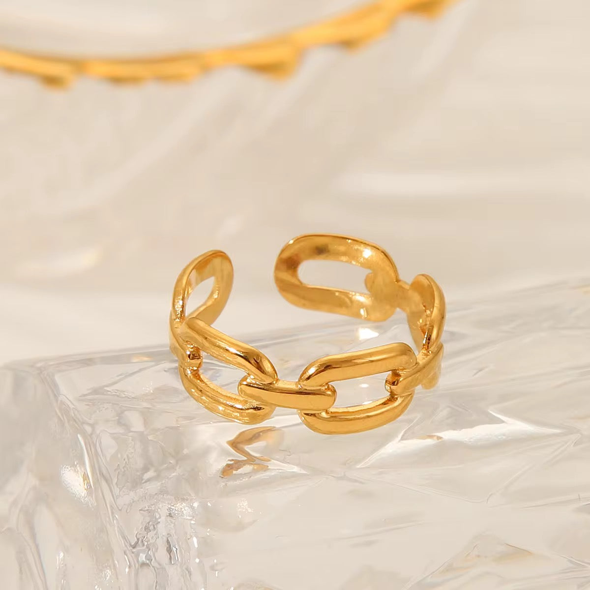 Rosmery Ring