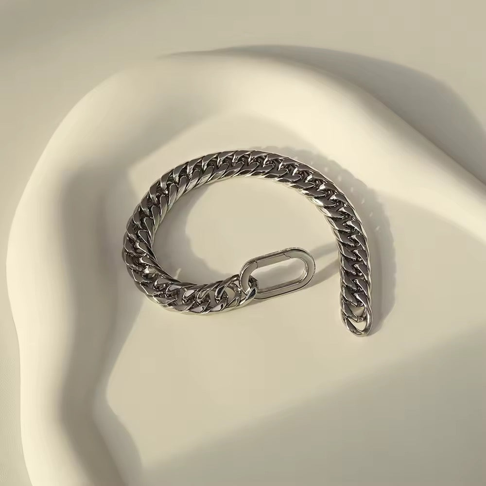 Clip Chunky Bracelet