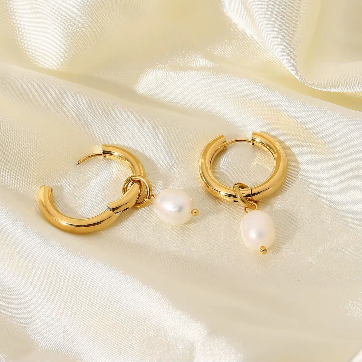 Perlita Earrings