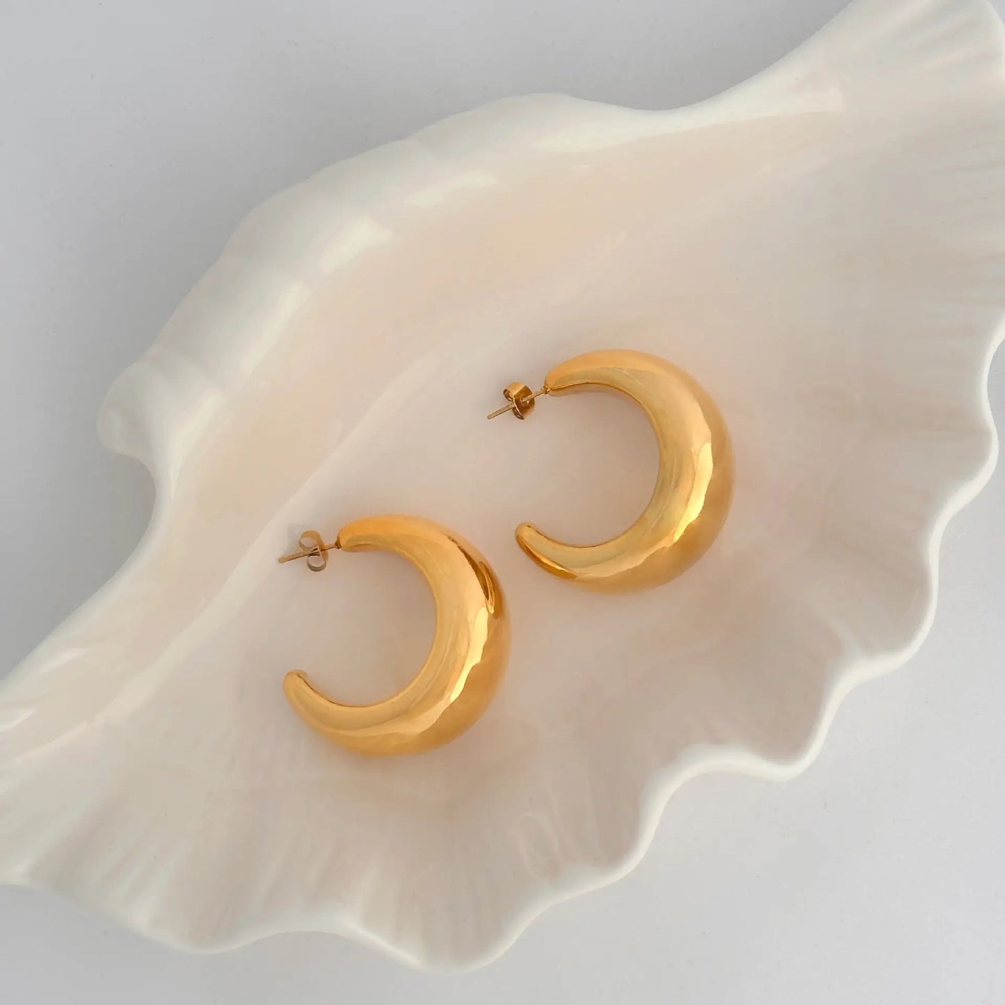 Exotic Chunky Hoops