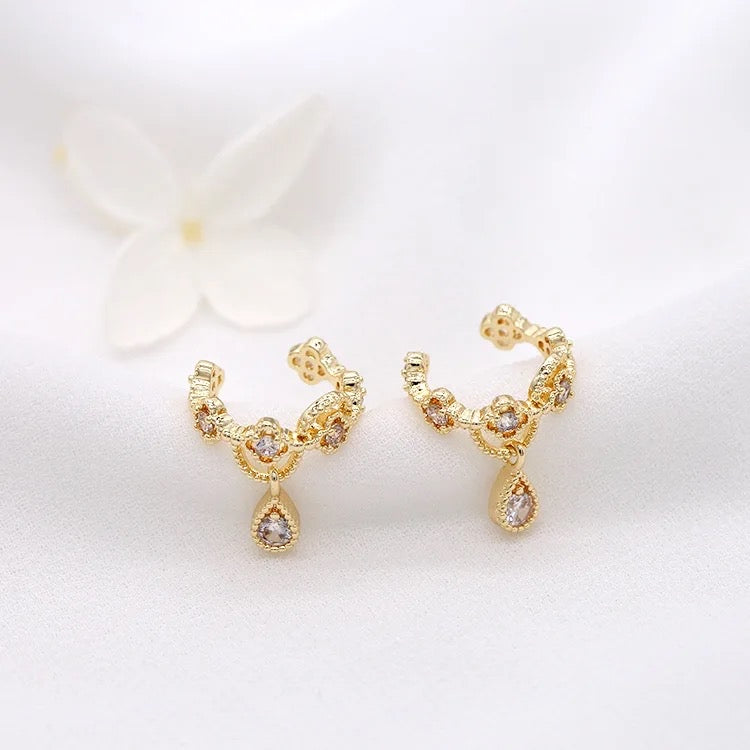 Princess ear cuff