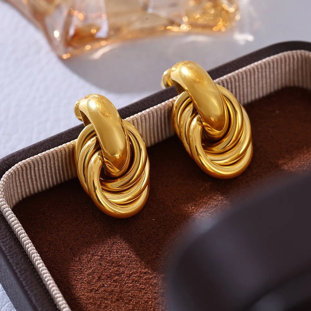 Nudito Earrings