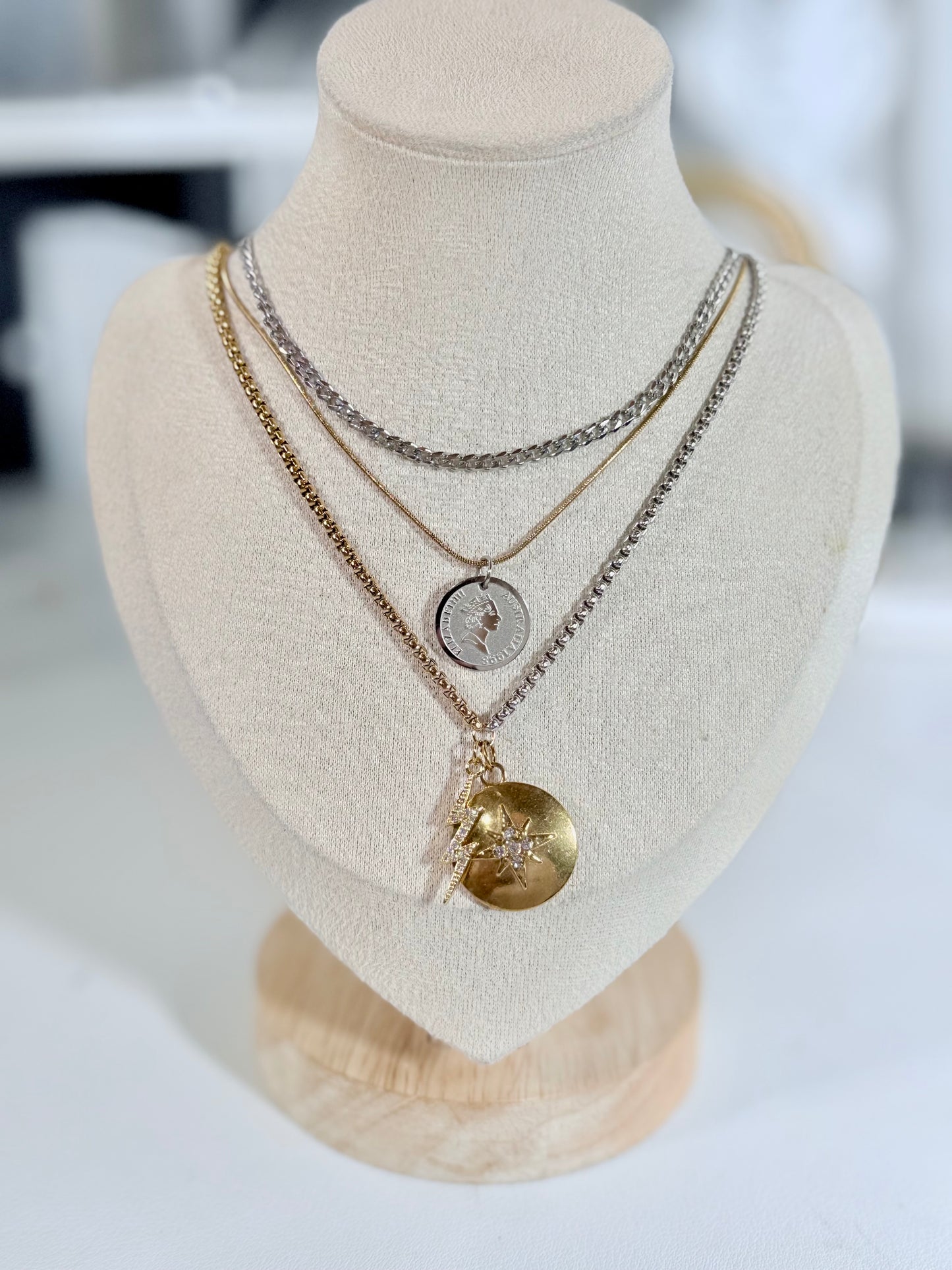 Mixed Necklaces